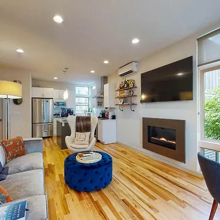 Fremont Skyline View Villa